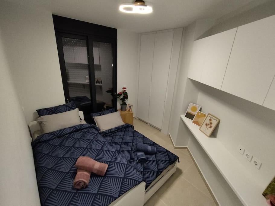 Floral 1 - Ground Floor With Courtyard And Private Parking!